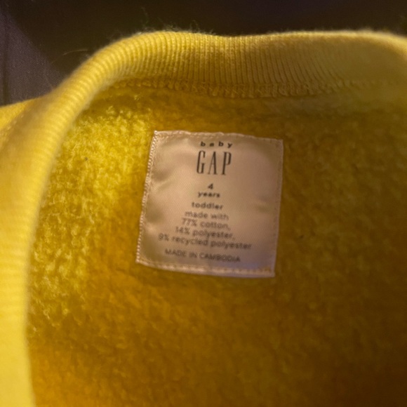 Baby Gap Yellow Crew Neck Sweatshirt Size 4T - Picture 4 of 4